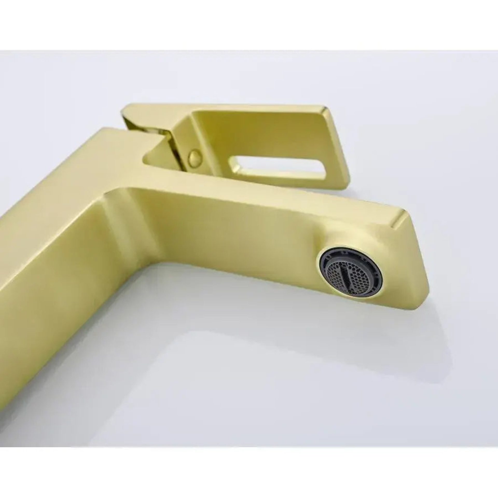 Baterie Lavoar Monocomanda Cartus Ceramic Alama Sanitara Auriu Satin Racorduri si Kit Fixare Incluse 9807D 3