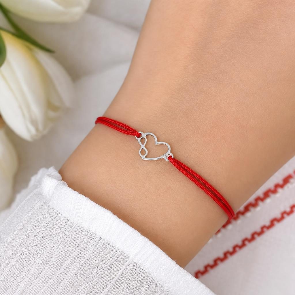 Detaliu martisor argint 925 design inima infinit