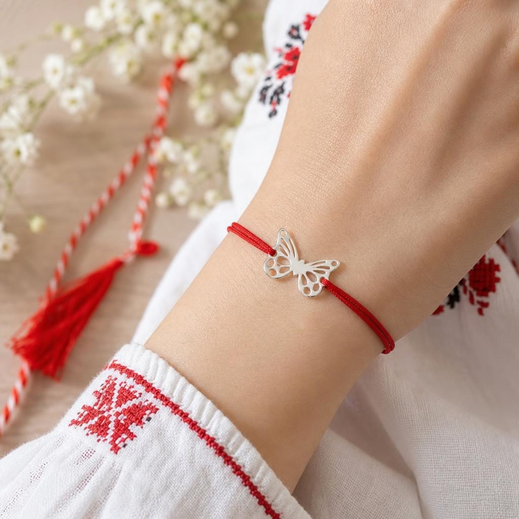 Detaliu martisor argint model fluture