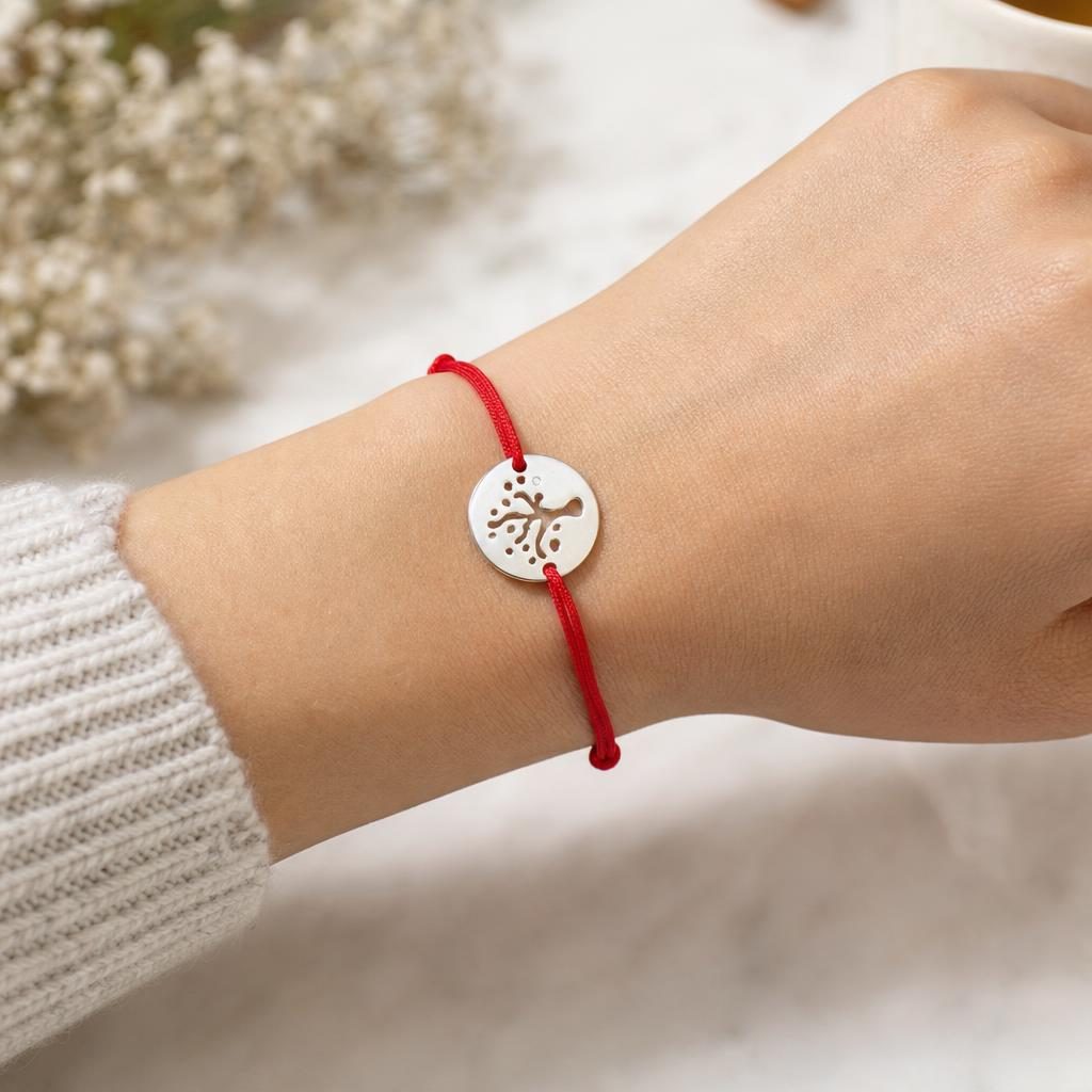 Detaliu martisor bratara Jolie Pomul Vietii