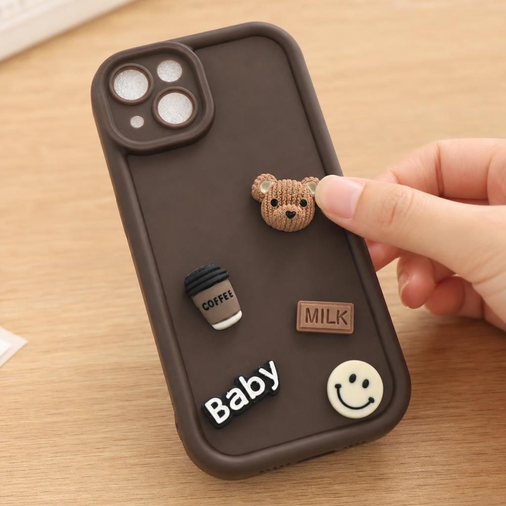 Husa de Protectie, Flippy, pentru Apple iPhone 13, Model Ursuleti 3D, Antisoc, Rezistenta la Impact, Protectie Camera, Maro