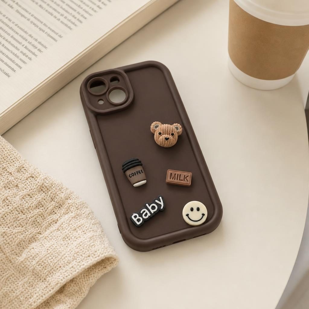 Husa de Protectie, Flippy, pentru Apple iPhone 14, Model Ursuleti 3D, Antisoc, Rezistenta la Impact, Protectie Camera, Maro