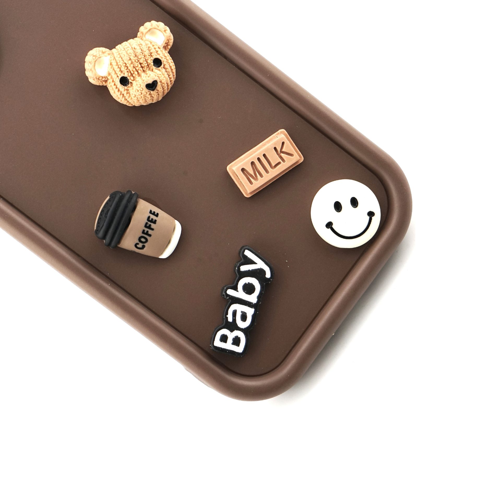 Husa de Protectie, Flippy, pentru Apple iPhone 13, Model Ursuleti 3D, Antisoc, Rezistenta la Impact, Protectie Camera, Maro