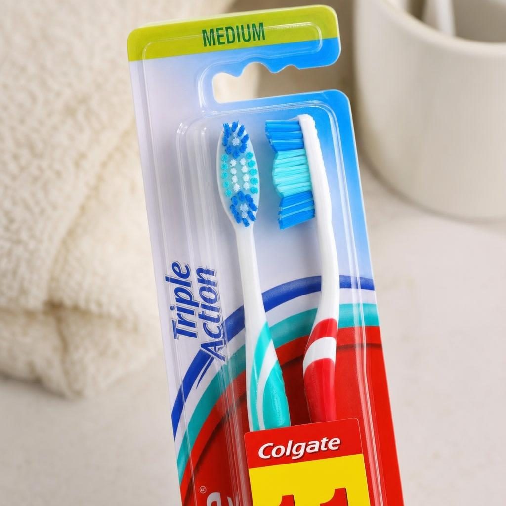 Periuta de Dinti, Colgate, Triple Action Set 2 buc Medium