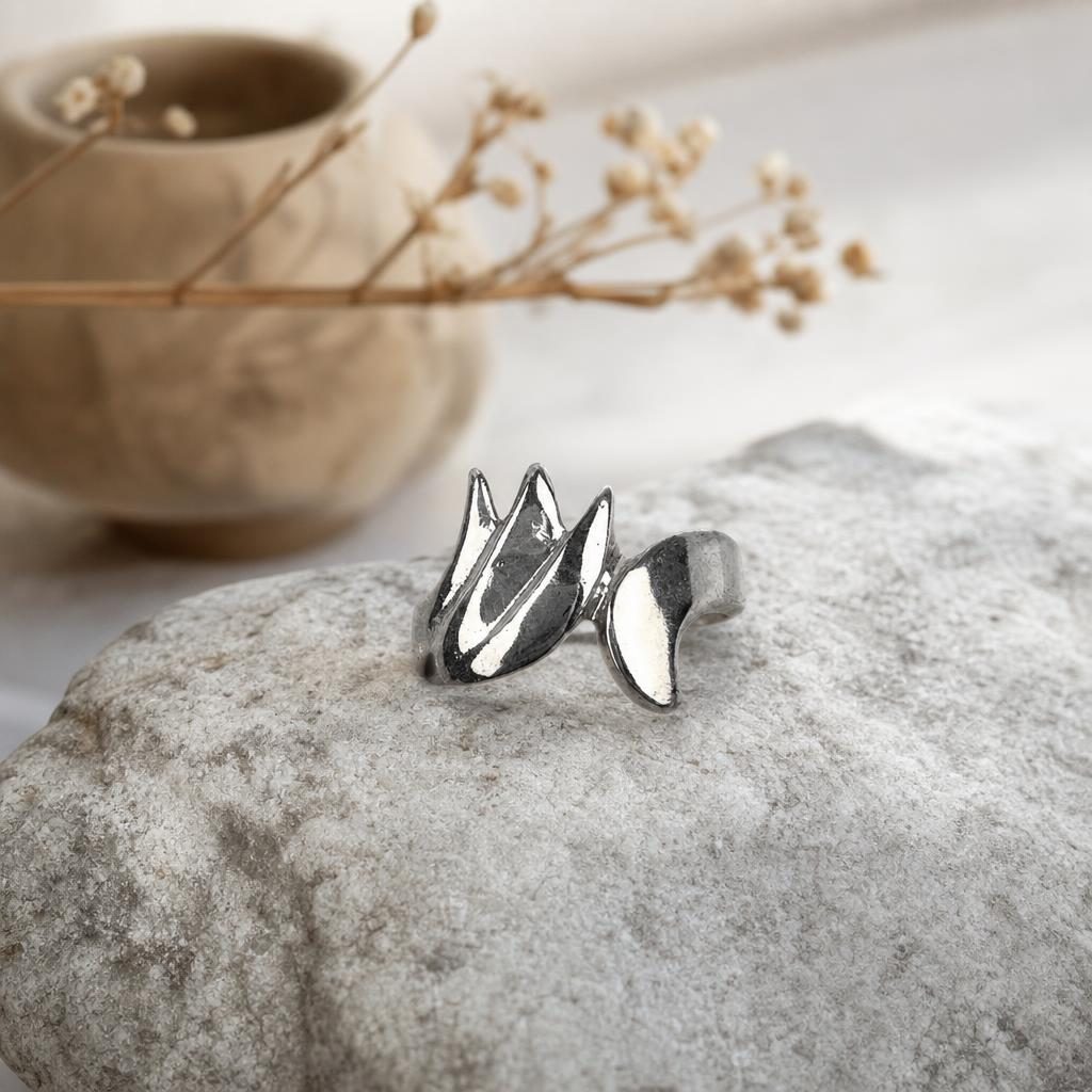 Inel argint 925 model gheara - detaliu design
