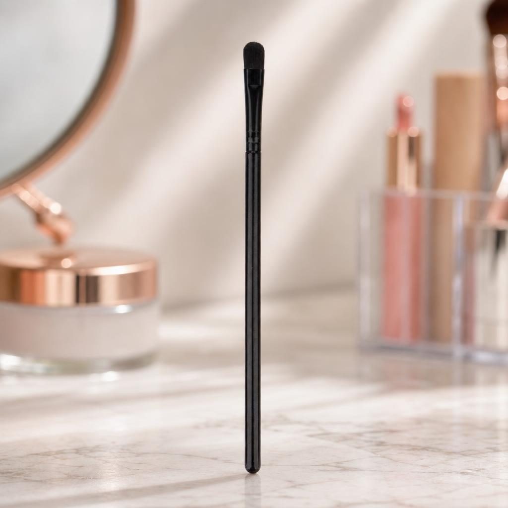 Pensula Plata de Machiaj, Flippy, din Par Sintetic, pentru Detalii, 16 cm, Negru