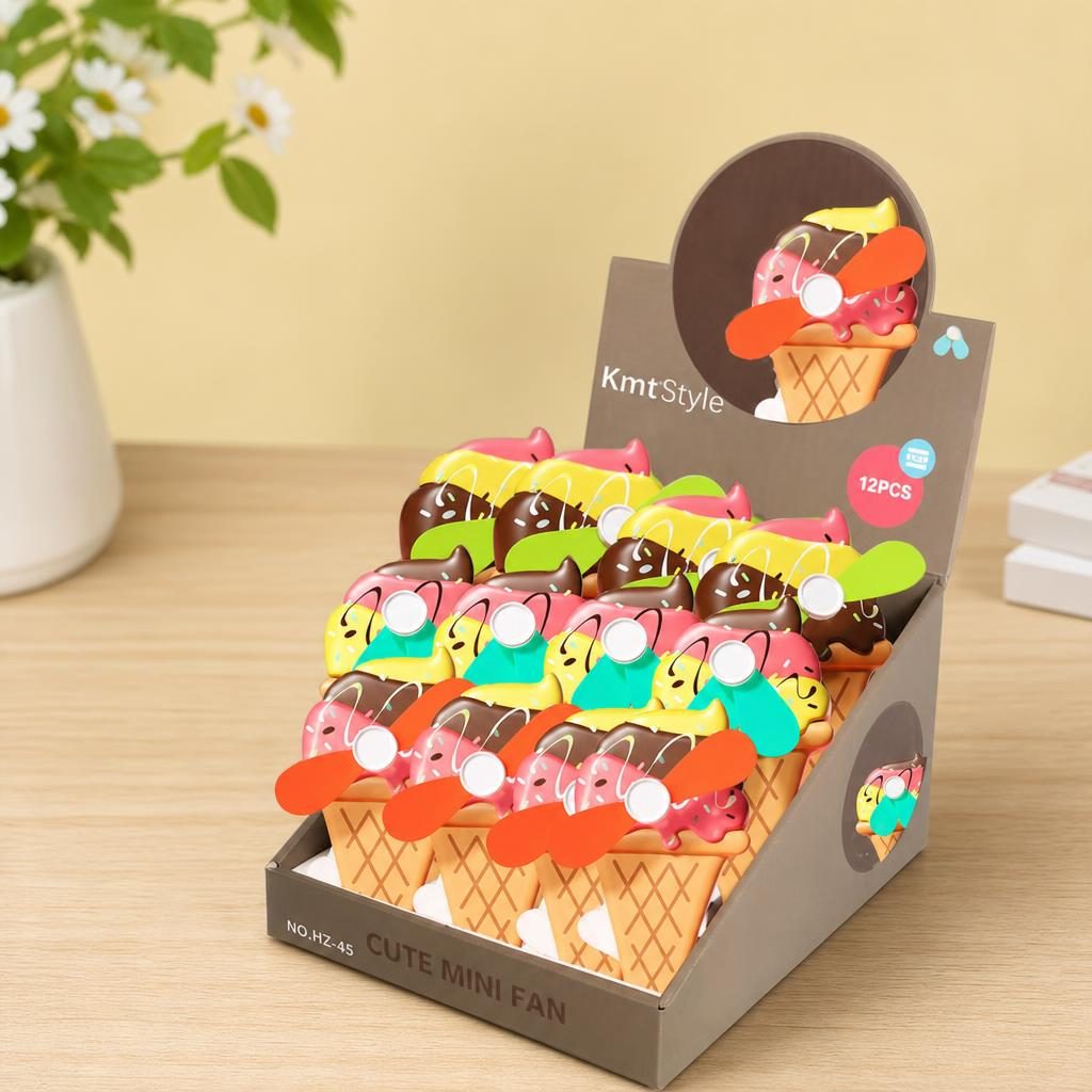 Mini Ventilator de Mana pentru Copii, , Model Inghetata Colorata, Elice Moale si Actionare prin Apasare, Design Portabil, 8.5 x 17.1 cm, Multicolor 4