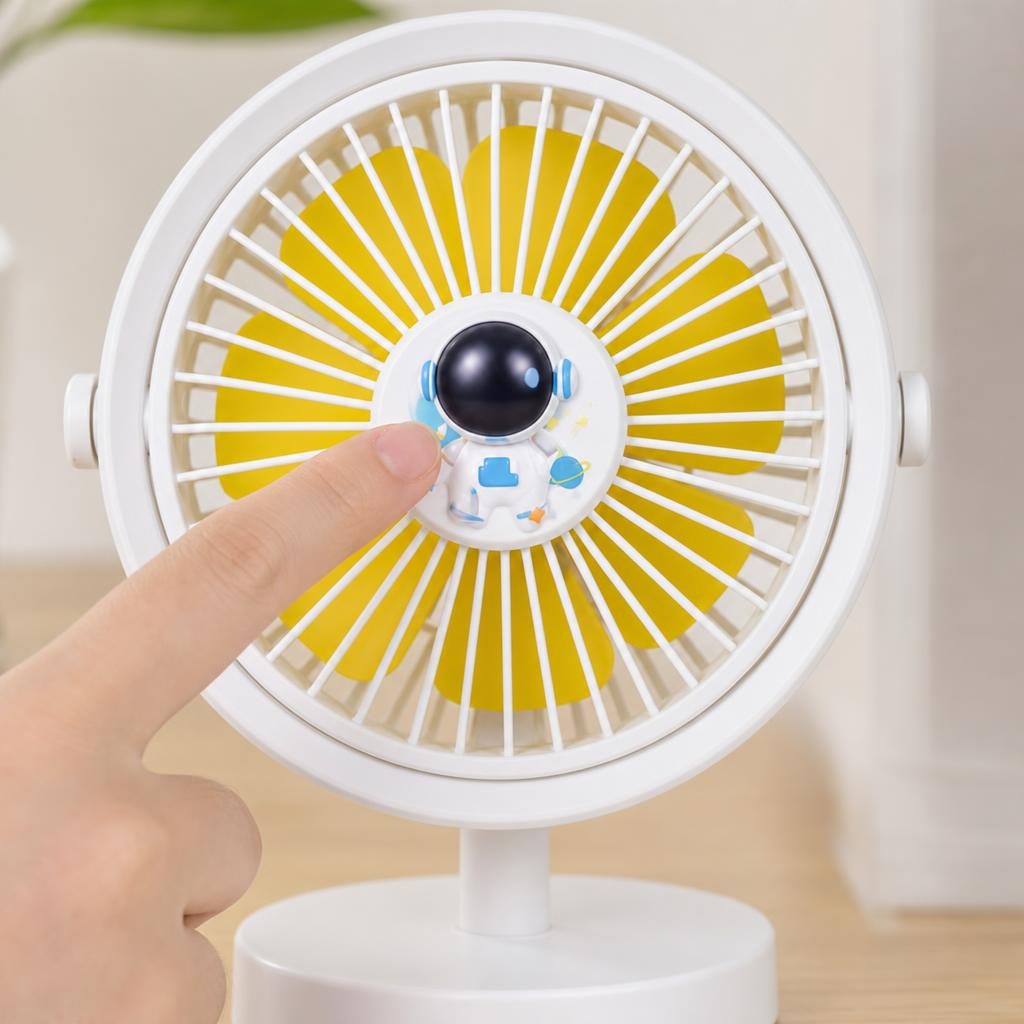 Mini Ventilator Portabil, Flippy, Model Compact si Portabil, Alimentare USB 5V, Flux de Aer Racoritor, Utilizare Usoara si Confort in Zilele Calduroase, Ideal pentru Birou, Camera, Masina, Calatorii si Vara