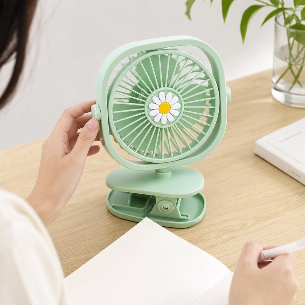 Mini Ventilator Portabil, Flippy, Model Compact si Portabil, Alimentare USB 5V, Flux de Aer Racoritor, Utilizare Usoara si Confort in Zilele Calduroase, Ideal pentru Birou, Camera, Masina, Calatorii si Vara