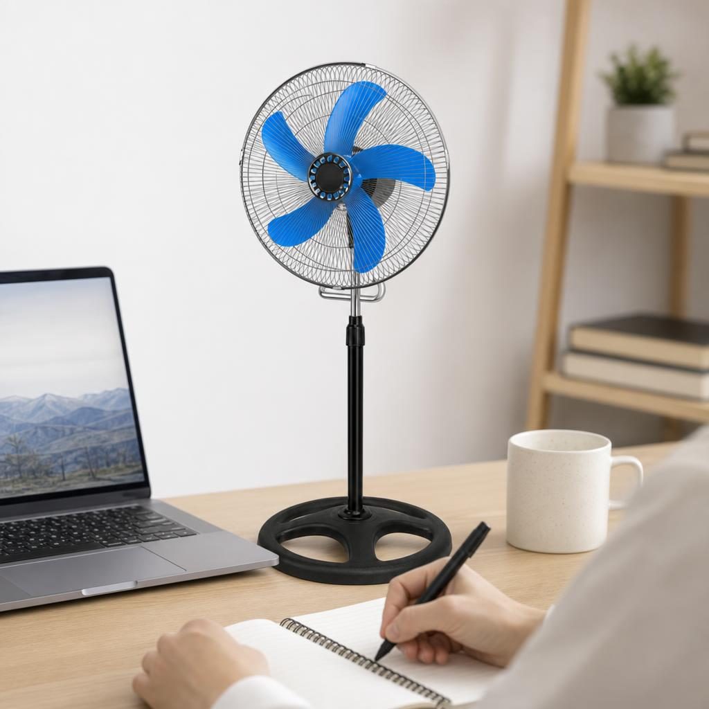 Ventilator Portabil, Flippy, Model Compact pentru Birou si Mana, Alimentare USB 5V, Flux de Aer Racoritor, Utilizare Usoara si Confort in Zilele Calduroase, Ideal pentru Birou, Camera, Masina, Calatorii si Vara