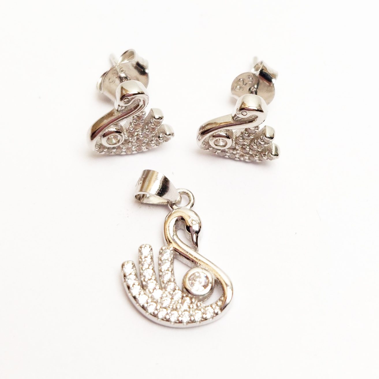 Set Pandativ cu Cercei pentru Dama, Jolie, Argint 925, Model Lebada cu Pietre, 2.7g, 1.5 cm x 1 cm, Argintiu