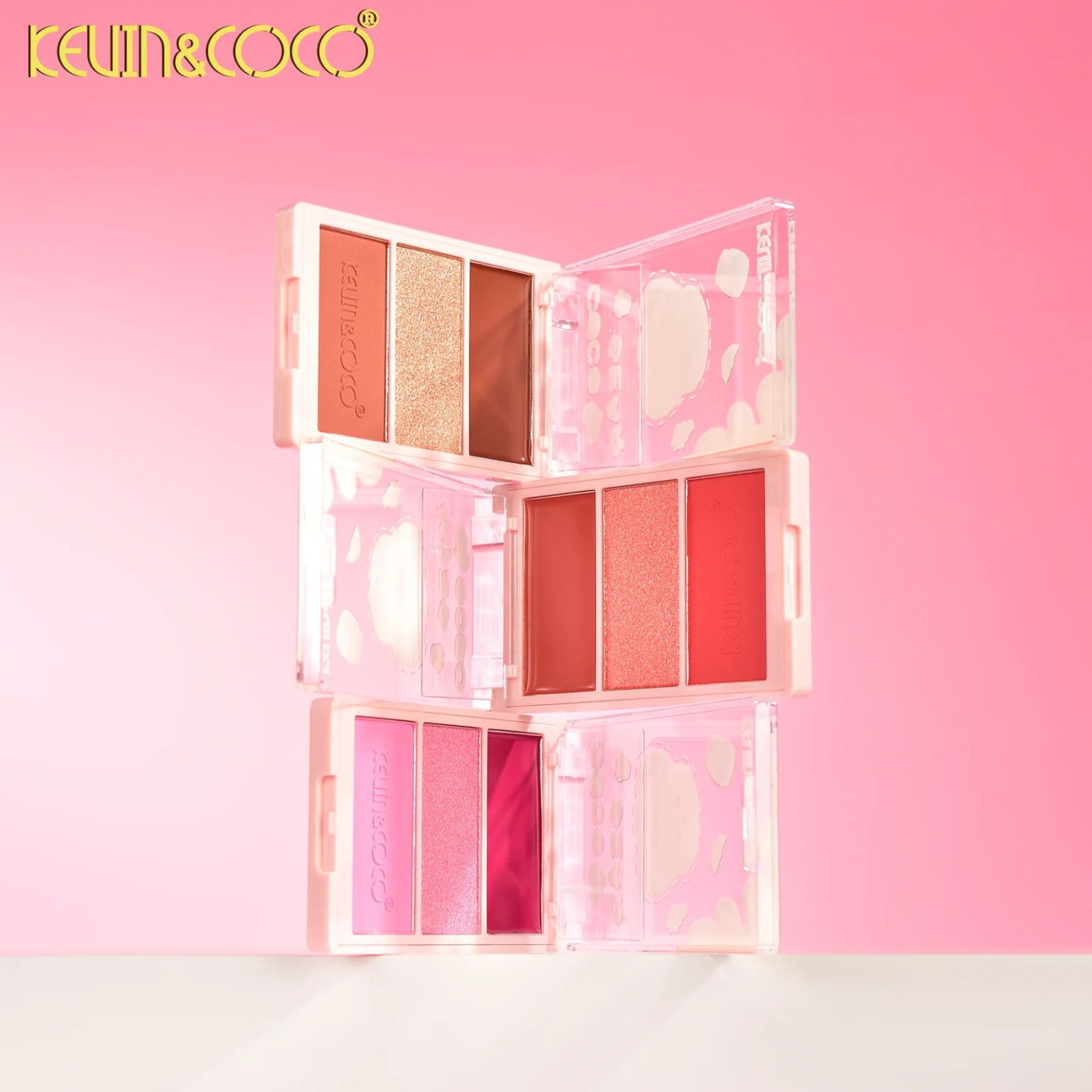 Paleta Fard de Obraz, Kevin&Coco, 3 Culori, Blush, Iluminator, Contur, Textură Fină, Efect Natural, pentru Toate Tipurile de Ten, 71.7 g, 6.7 x 1.5 x 11 cm, Coral 4