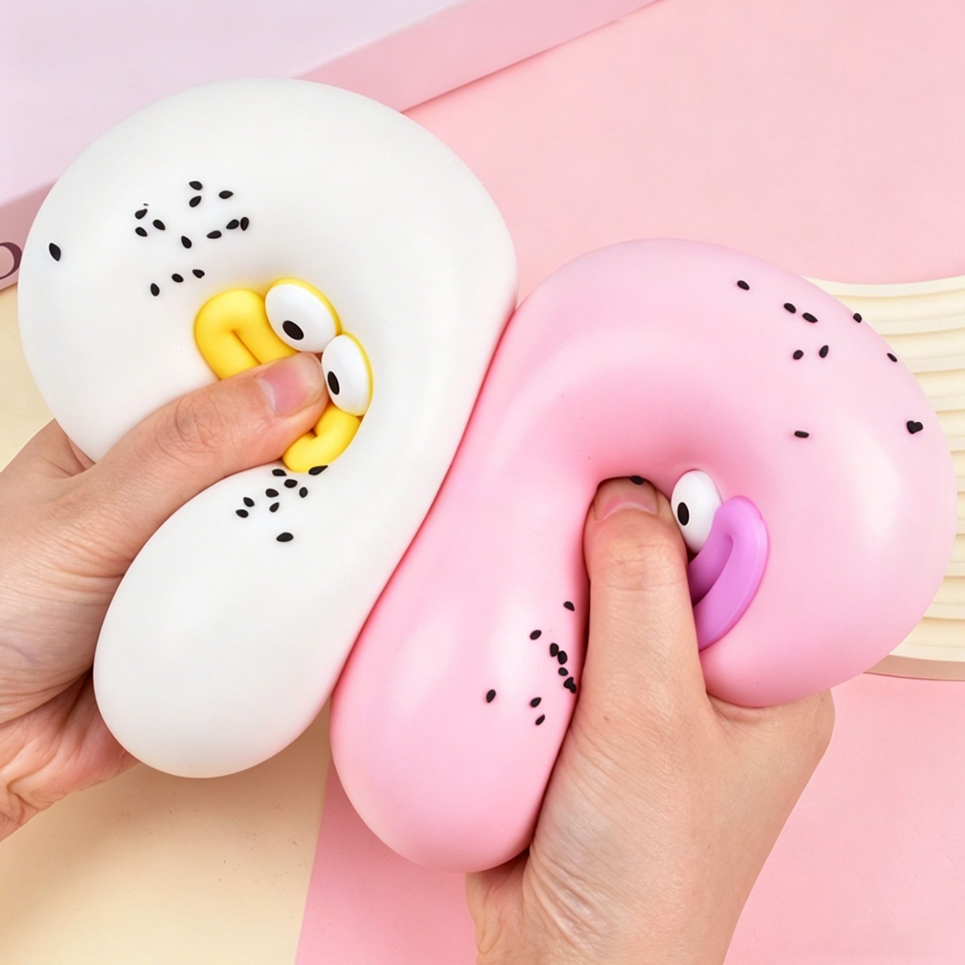 Detaliu textură squishy Flippy gogoasa