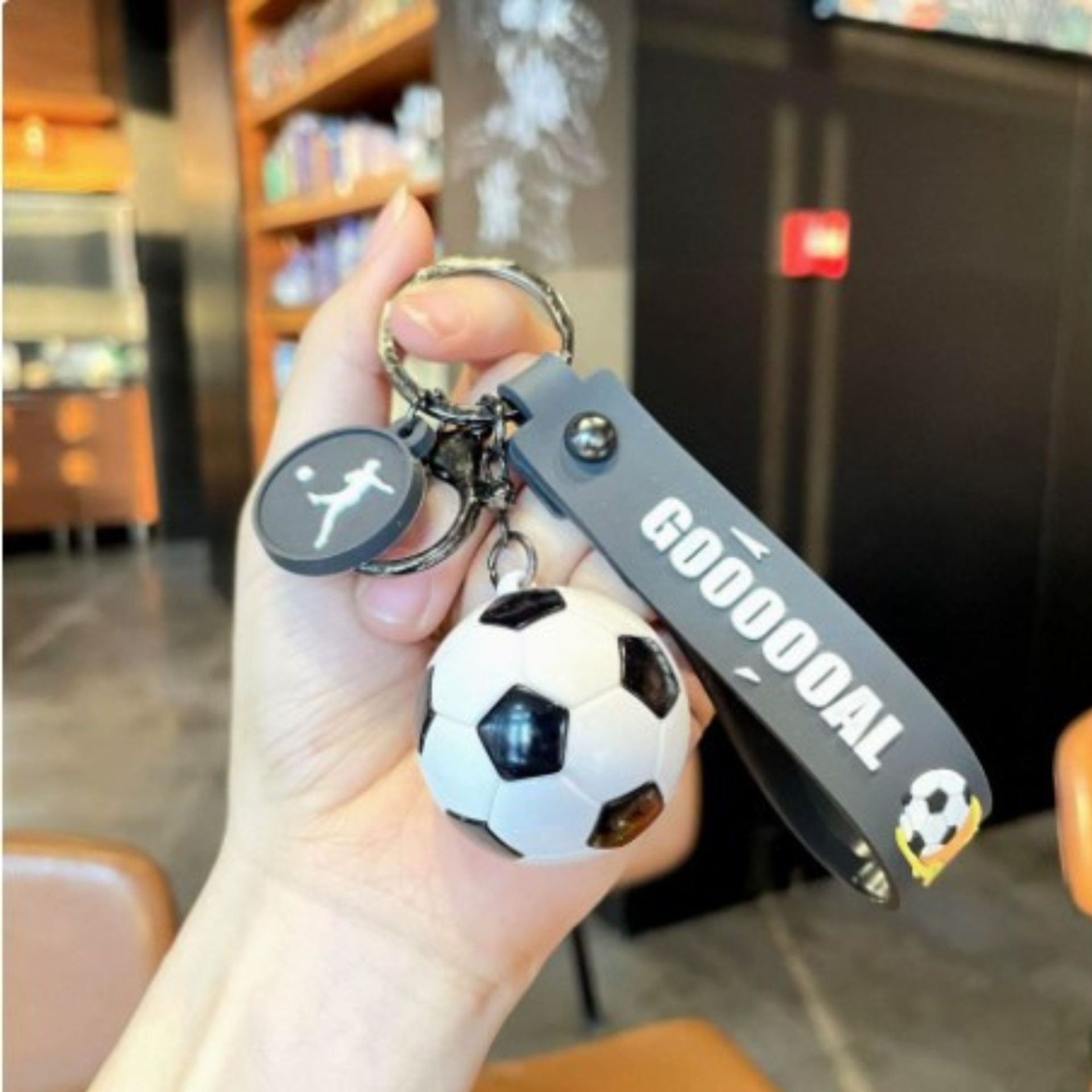 Breloc Chei, , Model Minge de Fotbal, Cupa Mondiala, Accesoriu Pentru Chei si Rucsac, Material Acril, 50 g, Alb/Negru 2
