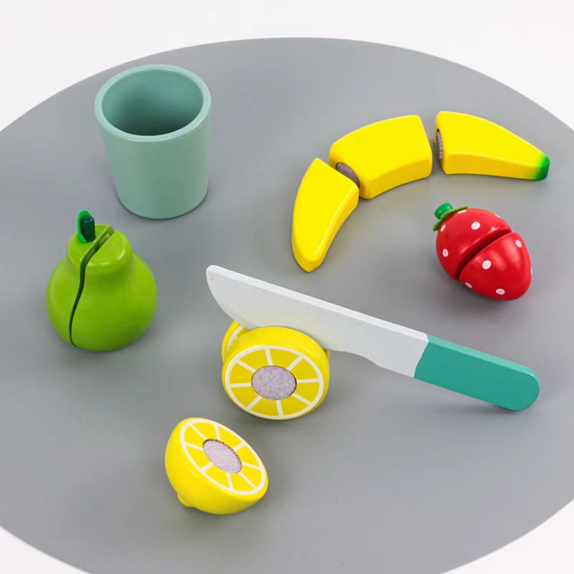 Jucarie Educativa Montessori din Lemn, , Set de Joaca Interactiv, Model Storcator de Fructe cu Blender si Accesorii, Dezvolta Motricitatea si Imaginatia, 3ani+, Multicolor 3